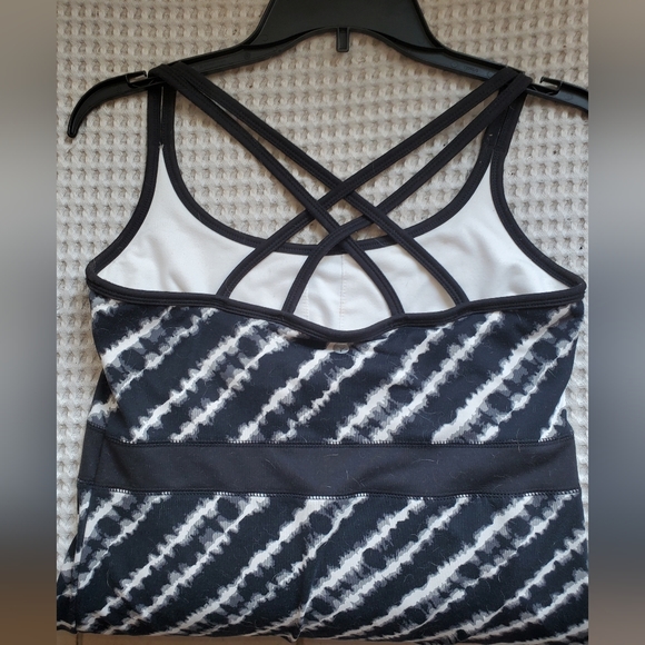 Soybu long yoga top - Picture 3 of 4